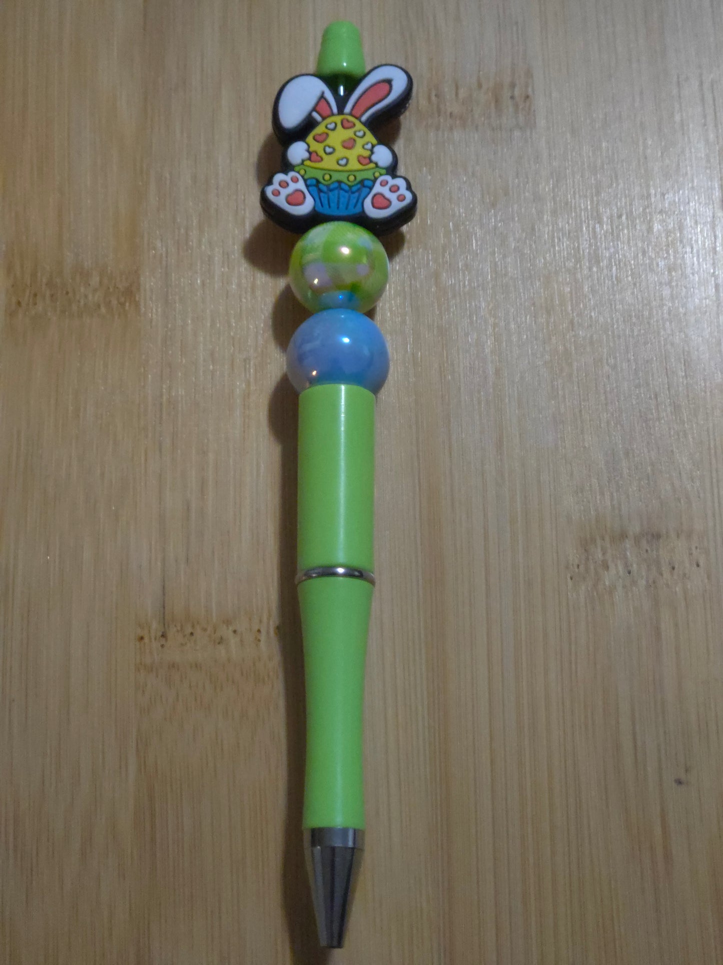 Easter Beaded Pen with Bunny and Egg focal