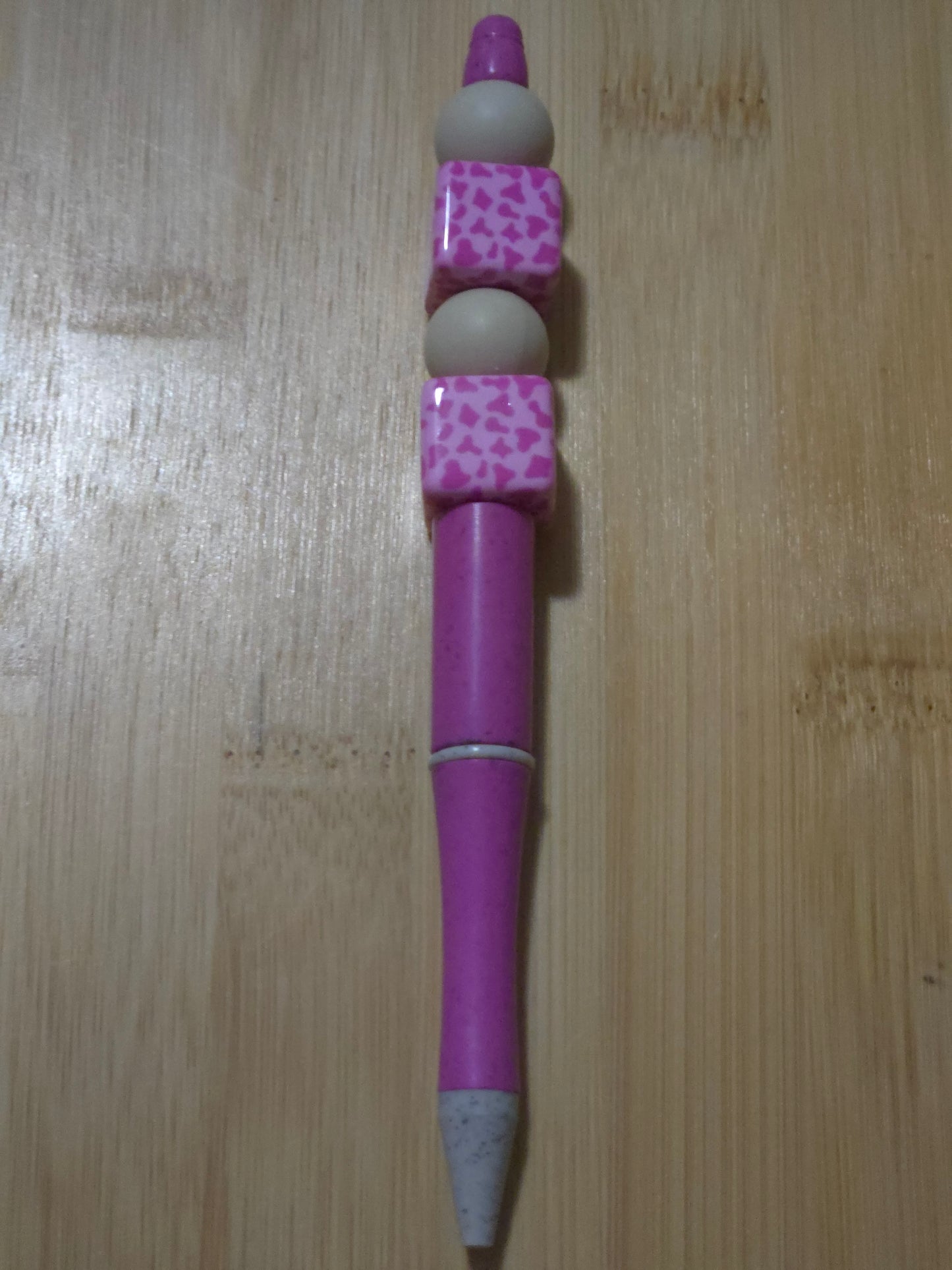Beaded Pen with leopard print cube beads