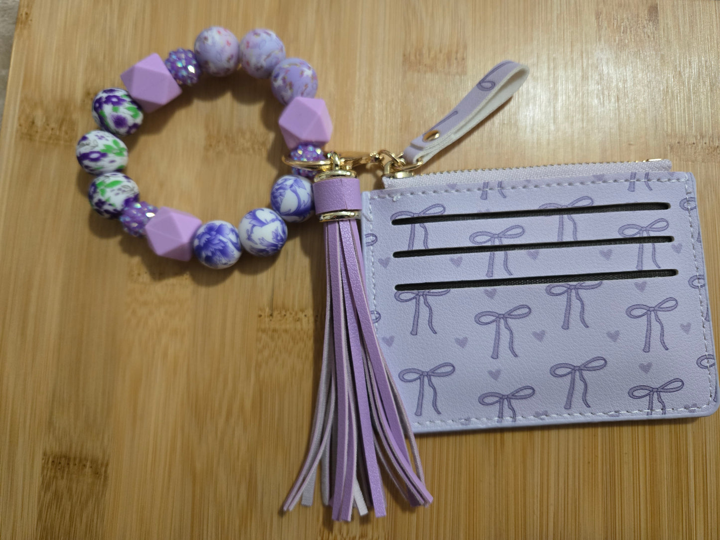 Lovely in Lavender Beaded Wristlet